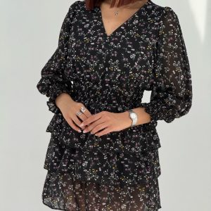 پیراهن موگه