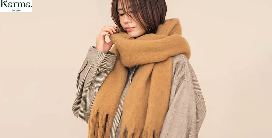 بیگ اسکارف چیست؟ راهنمای کامل استفاده در استایل پاییزی و زمستانی